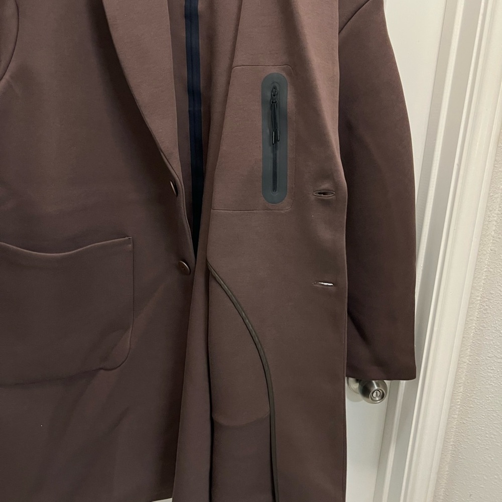 Nike Tech Brown Men's Trench Coat  design is versatile for women - Picture 8 of 12